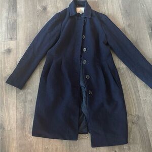 Banana Republic women’s long tweed coat in navy blue, size medium.